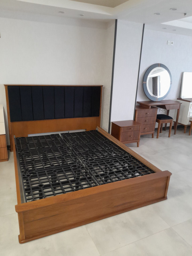 سرویس خواب دونفره مدرن مدل دنیز جنس mdf روکش چوب راش و چوب روسی اصل فندوقی روشن