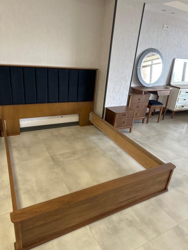 سرویس خواب دونفره مدرن مدل دنیز جنس mdf روکش چوب راش و چوب روسی اصل فندوقی روشن